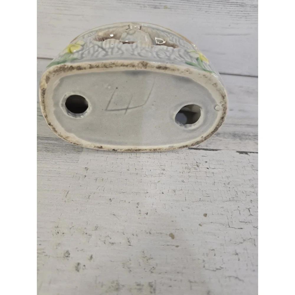 Vintage Ceramic Squirrel Cottage Napkin Holder Thatched Roof House 4.5